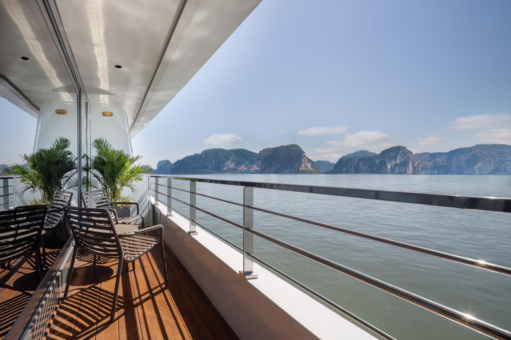 Grand Pioneers Halong Bay Cruise 1 Ha Long Exterior foto